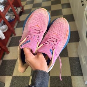 HOKA One One Clifton 9 Cyclamen / Sweet Lilac (pink and blue)